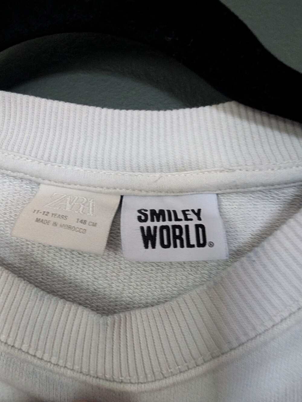 Zara White Sweatshirt Collab With Smiley World Girls 11-12 - Picture 2 of 5